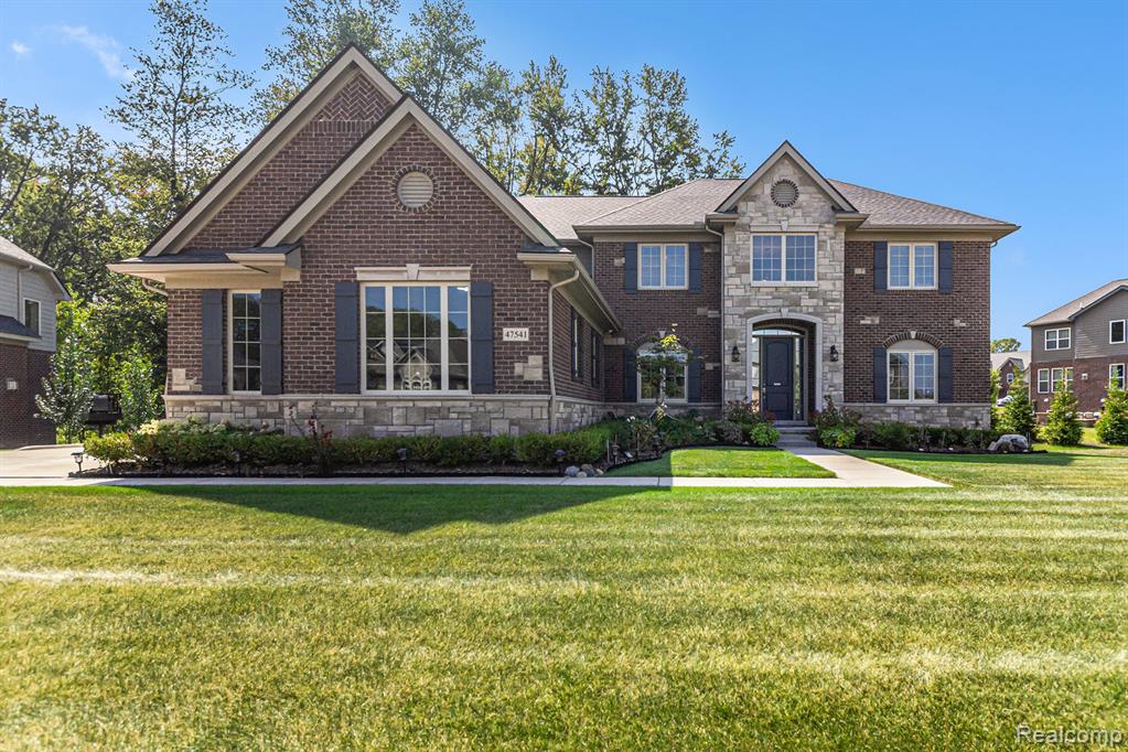 47541 Villa Terrace Court, Novi, MI — Photo 2