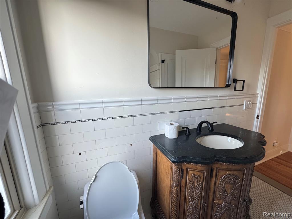 7747 Middlepointe Street, Dearborn, MI 48126 — Photo 11