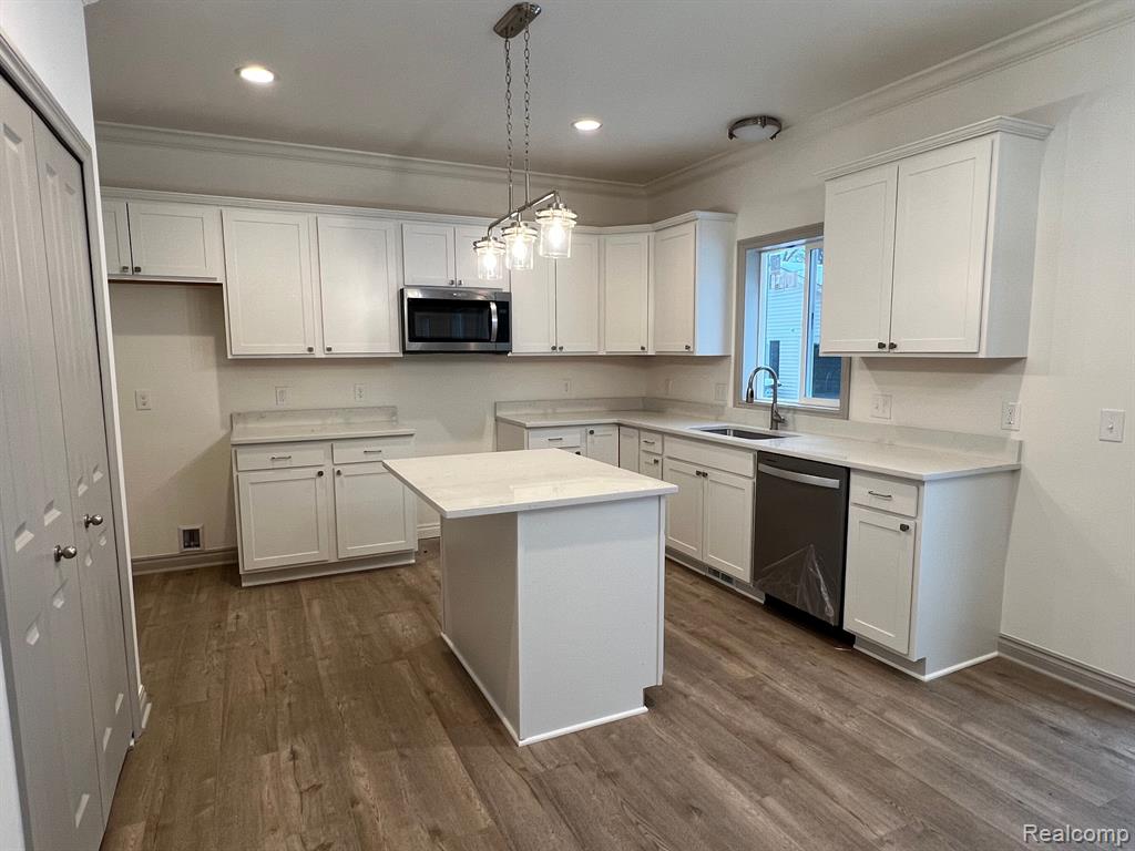 15563 MARILYN Avenue, Plymouth, MI 48170 — Photo 11