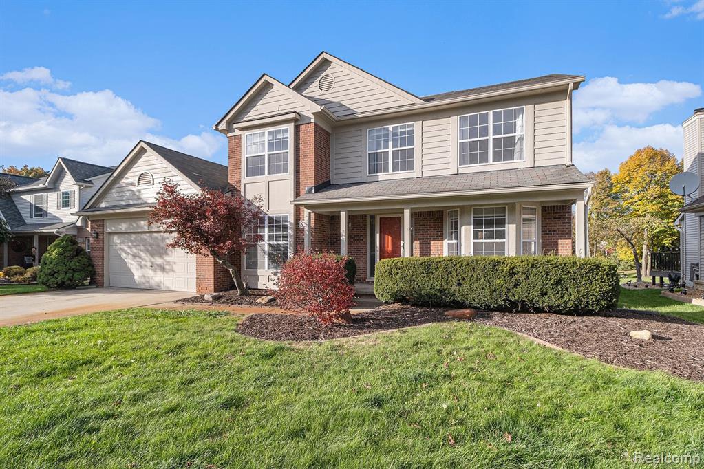 855 DRAKESHIRE Drive, Walled Lake, MI 48390 — Photo 3