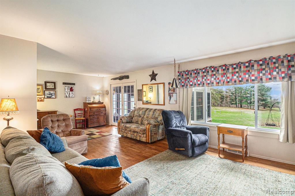 6181 LOBDELL Road, Linden, MI 48451 — Photo 12