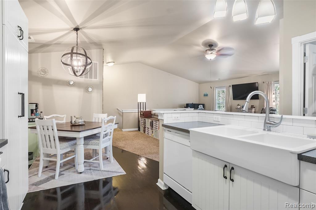 939 Eagle Drive, Fenton, MI 48430 — Photo 13