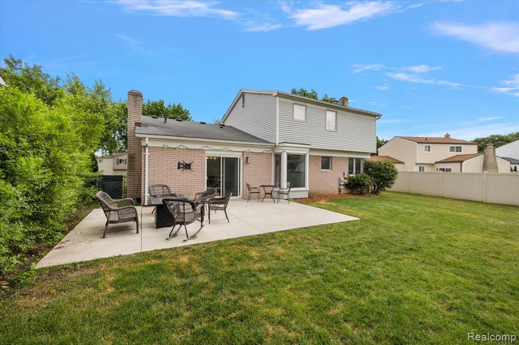 43456 Hartwick Drive, Sterling Heights, MI 48313 — Photo 34