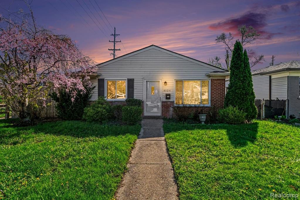 4124 Coolidge Highway, Royal Oak, MI 48073 — front exterior