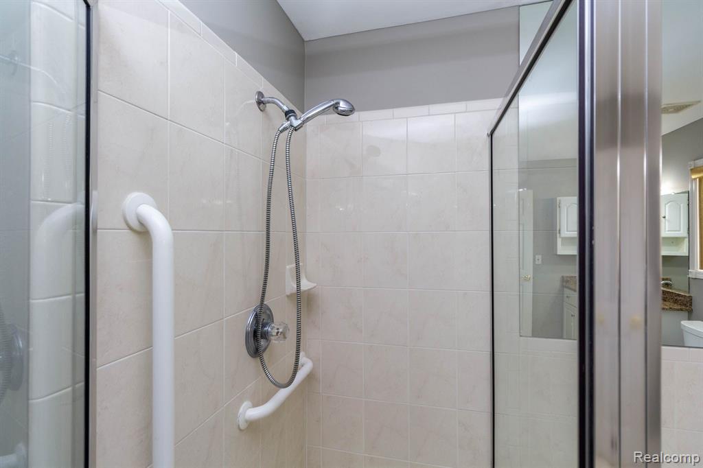 48784 BELLTOWER Drive, Macomb, MI 48044 — Photo 20