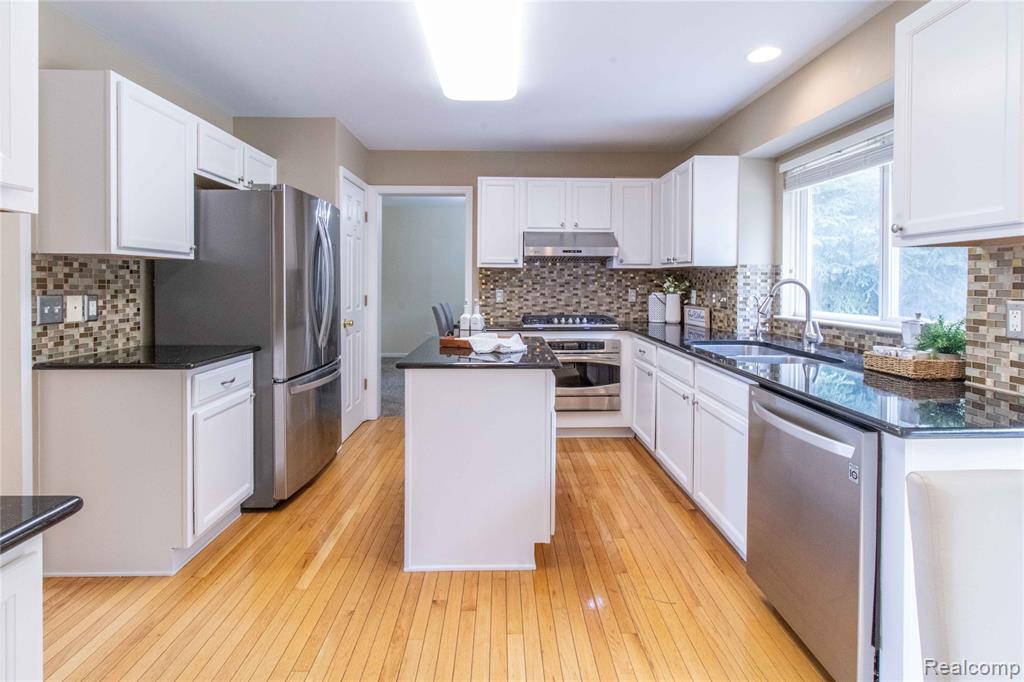3374 Empire State Drive, Canton, MI 48188 — Photo 17