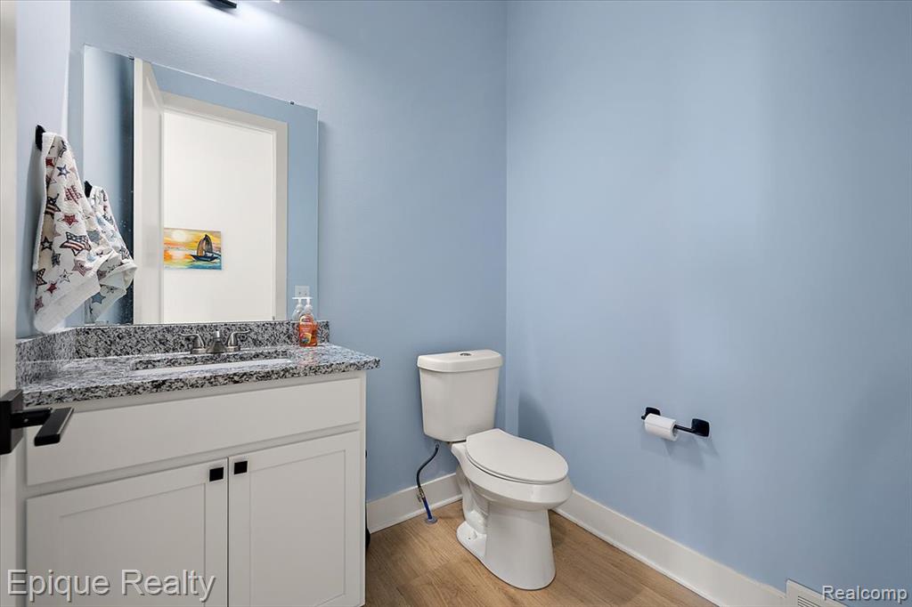 45951 Edgewater Street, Chesterfield, MI 48047 — Photo 38