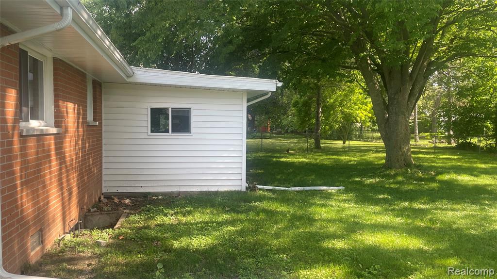 2966 Burlington Drive, Buena Vista, MI 48601 — Photo 55