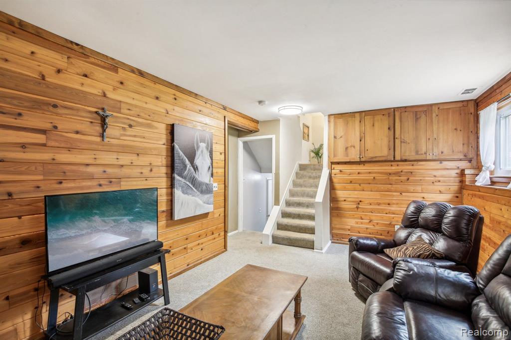 895 N CONKLIN Road, Lake Orion, MI 48362 — Photo 16