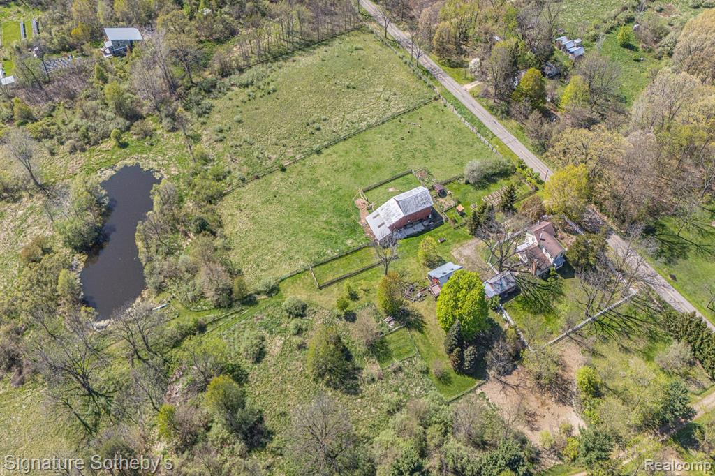 9827 KENNEDY Road, Munith, MI 49259 — Photo 96
