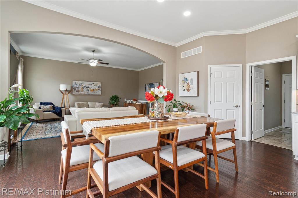 61082 SHAYA Boulevard, South Lyon, MI 48178 — Photo 17
