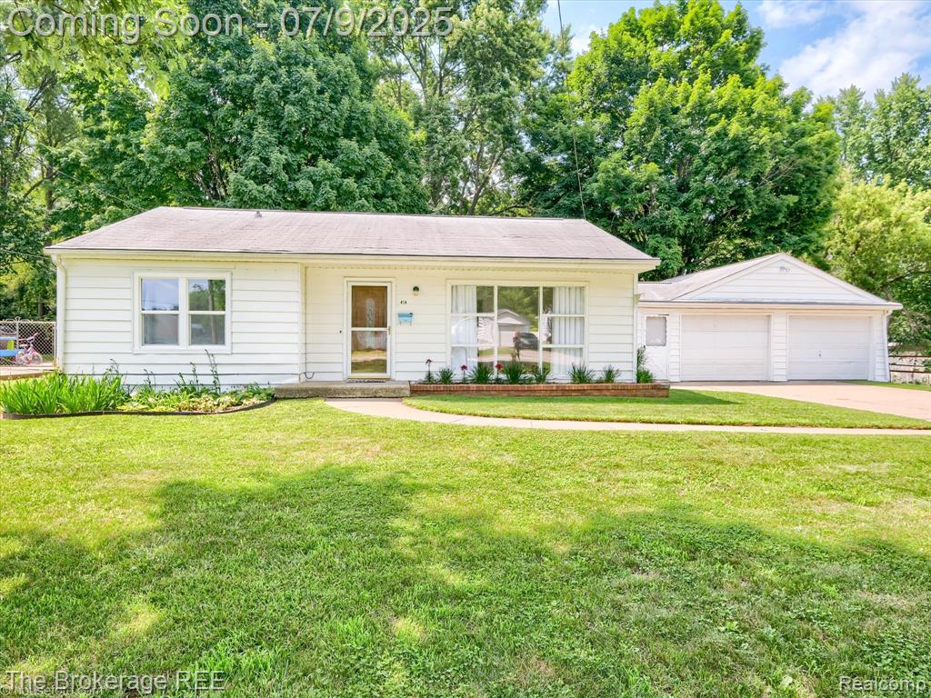 414 Clarion Street, Clio, MI 48420 — Photo 2