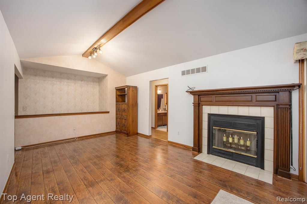 43378 Riverbend Boulevard, Clinton Twp, MI 48038 — Photo 8