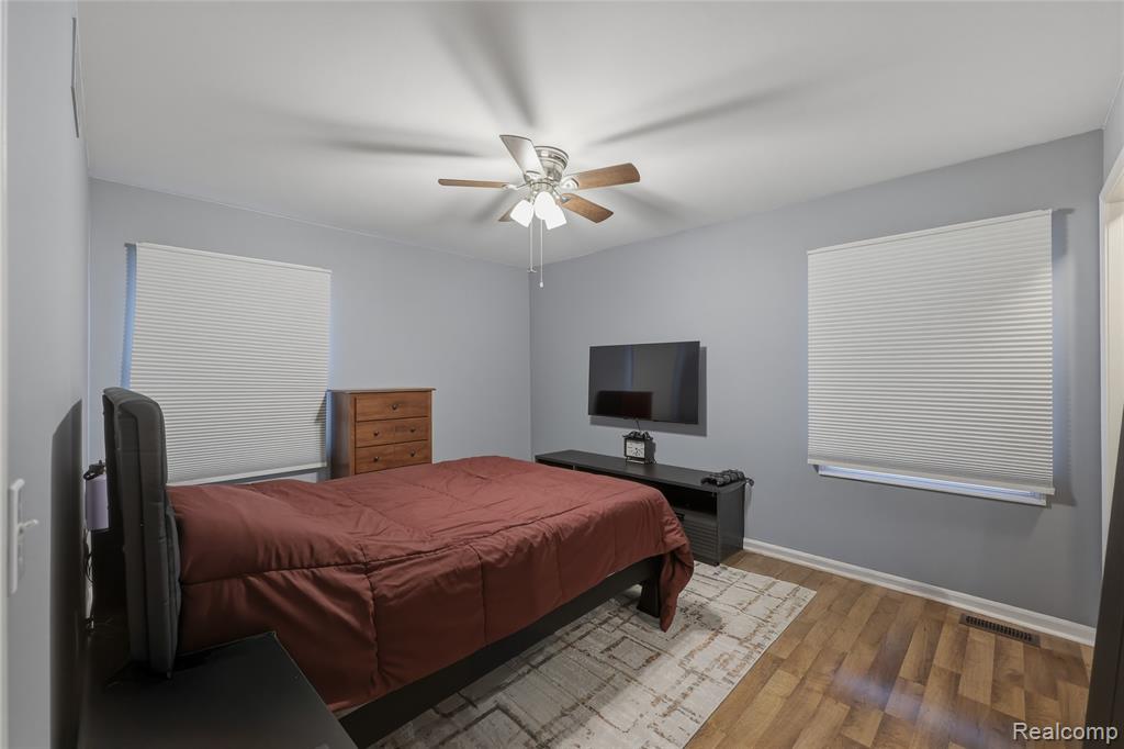 41781 King Edward Court, Clinton Twp, MI 48038 — Photo 13