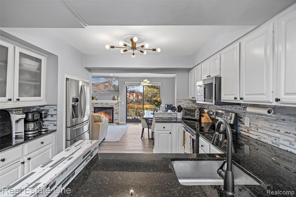 5273 Wright Way E, West Bloomfield, MI — Photo 9