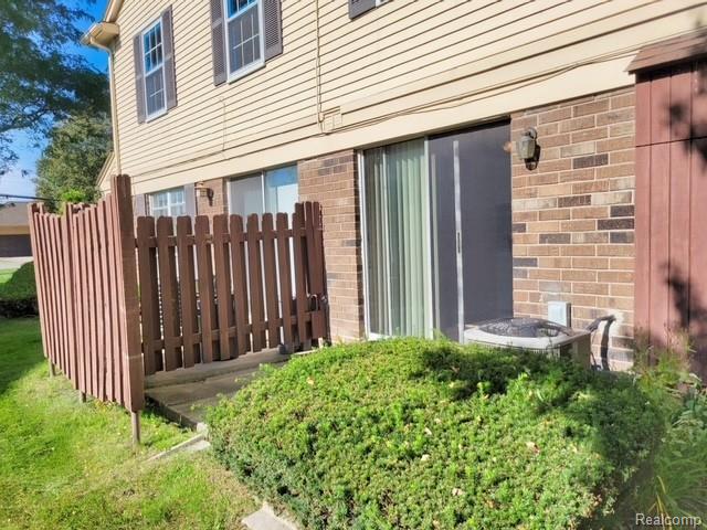 34231 Garfield Circle, Fraser, MI 48026 — Photo 2