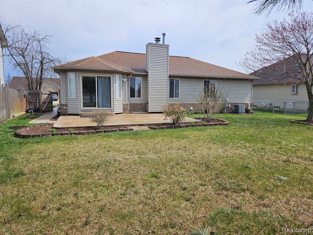 52913 CROSS CREEK Drive, Chesterfield, MI 48047 — Photo 5
