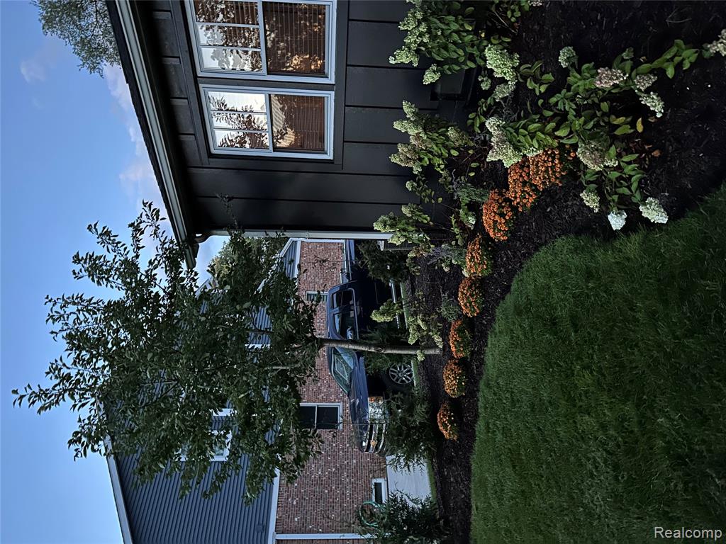 6200 Overlook, Clarkston, MI — Photo 46