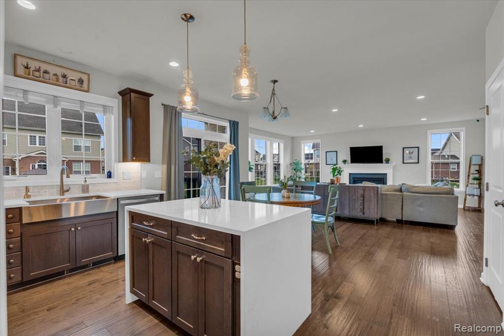 50763 Amberwood Court, Canton, MI 48188 — Photo 9