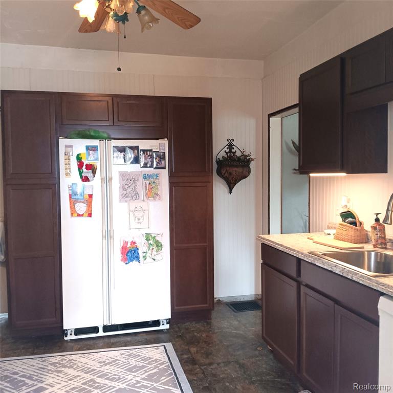 3739 Main Street N, Akron, MI 48701 — Photo 15