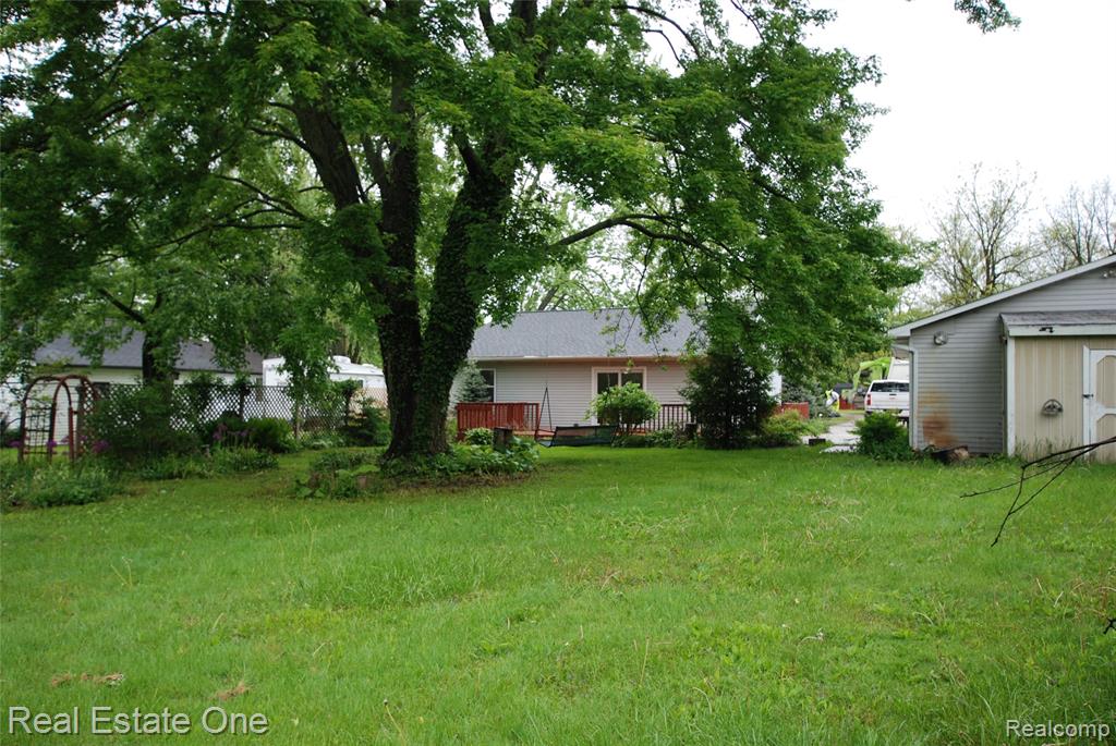 5399 BROBECK Street, Flint, MI 48532 — Photo 25