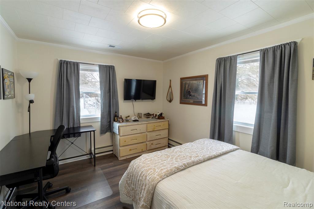 529 N Watkins, Perry, MI 48872 — Photo 19