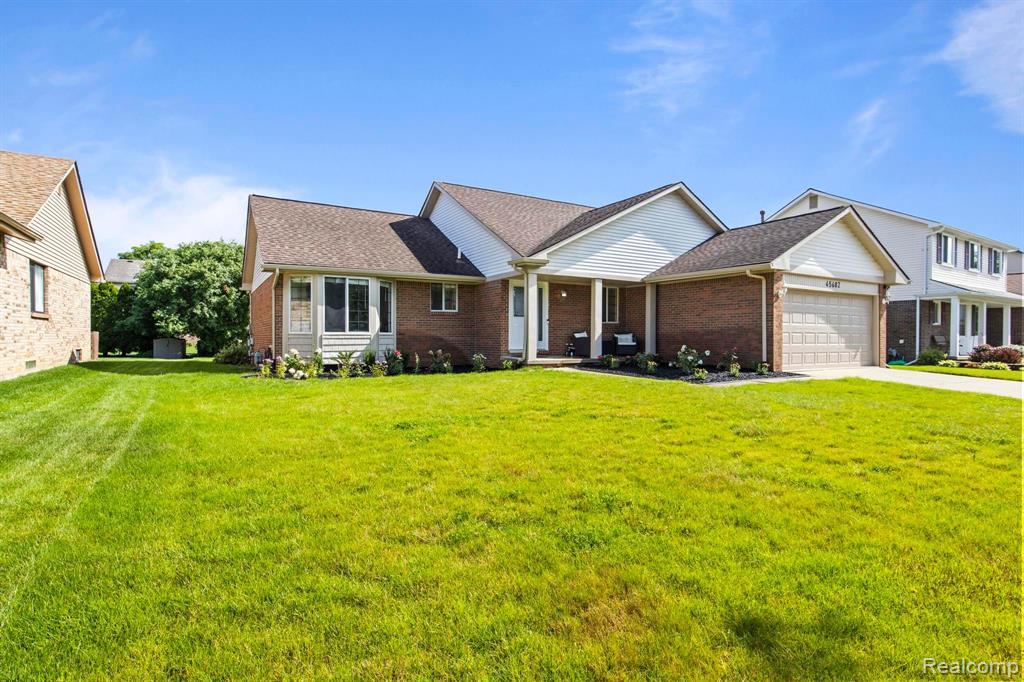 45682 HANFORD Road, Canton, MI 48187 — Photo 4