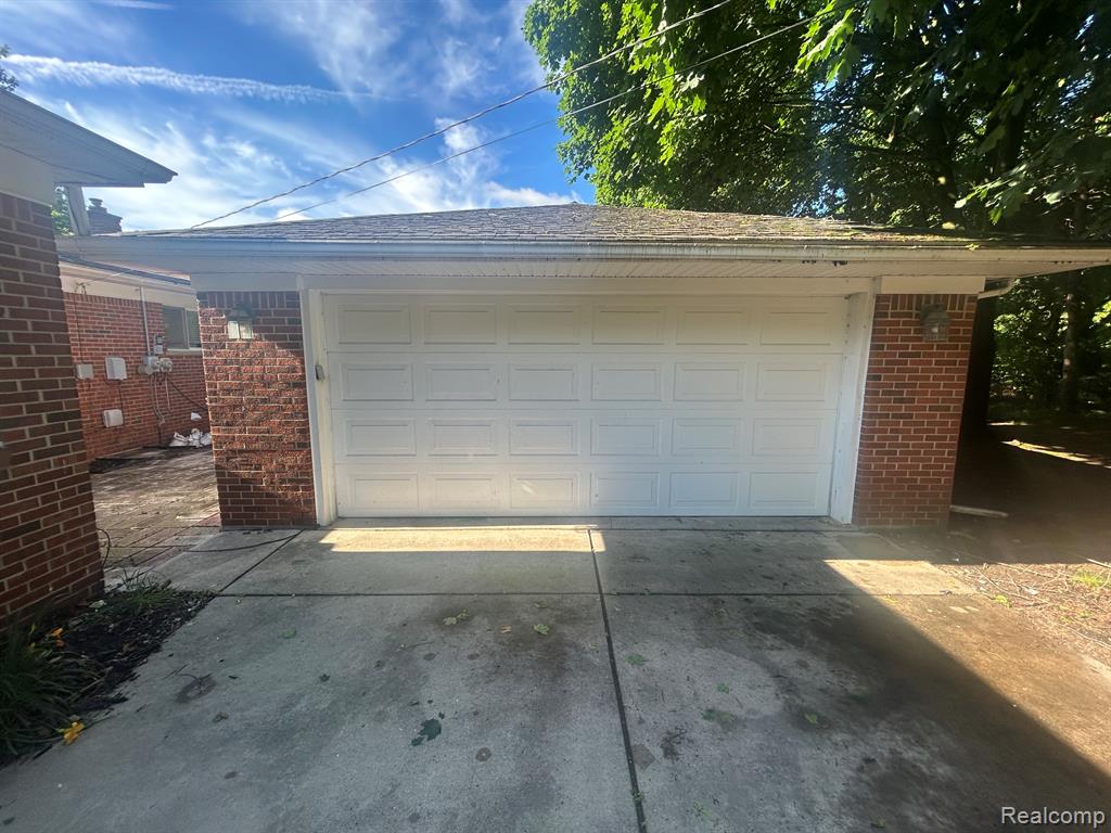 760 S EVERGREEN Street, Plymouth, MI 48170 — Photo 7