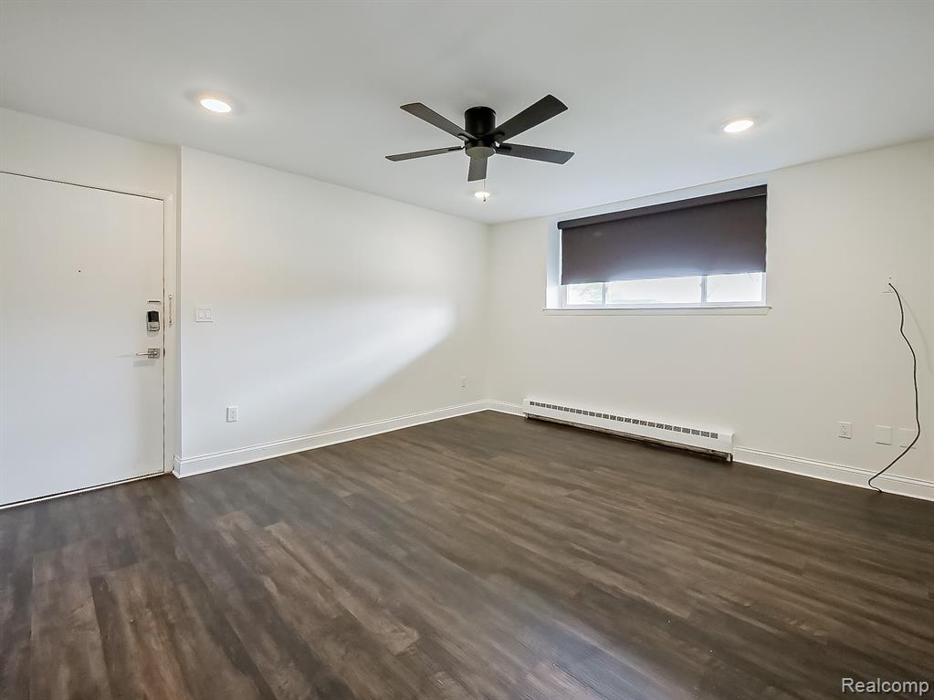 4905 Crooks A2 Road, Royal Oak, MI 48073 — Photo 3