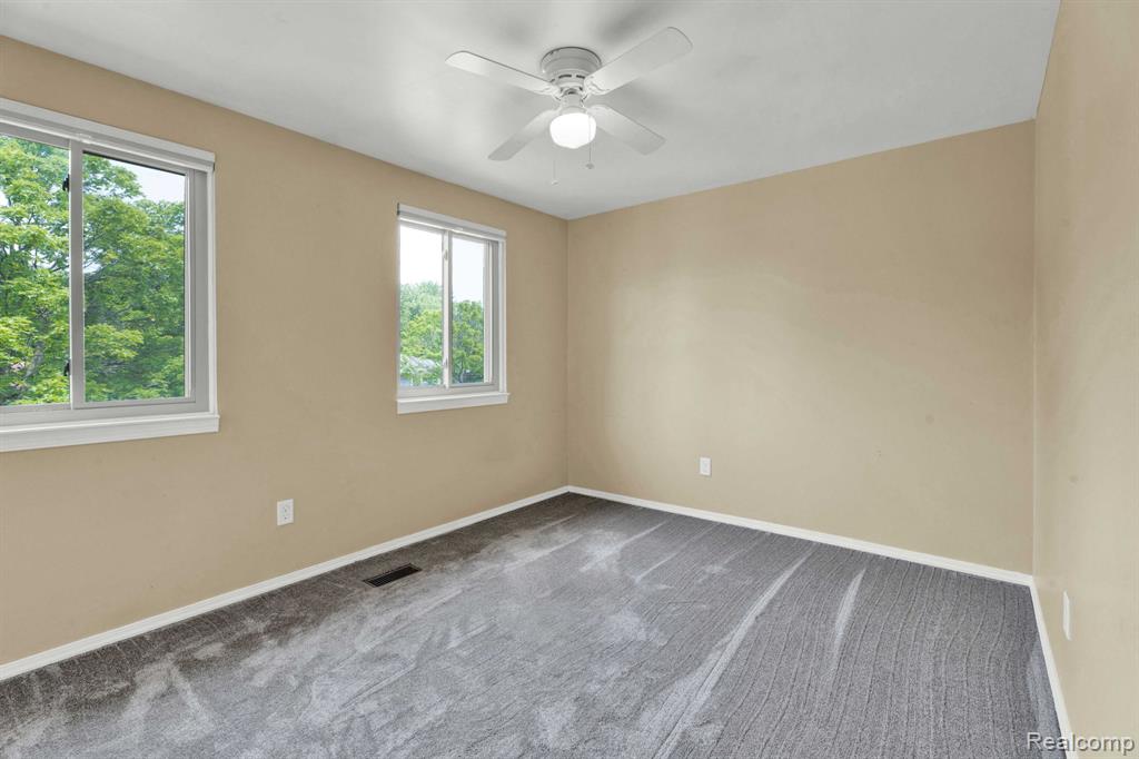 43819 Fredericksburg Street, Canton, MI 48188 — Photo 25