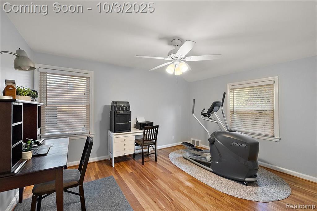 13154 Kingston Avenue, Huntington Woods, MI — Photo 34