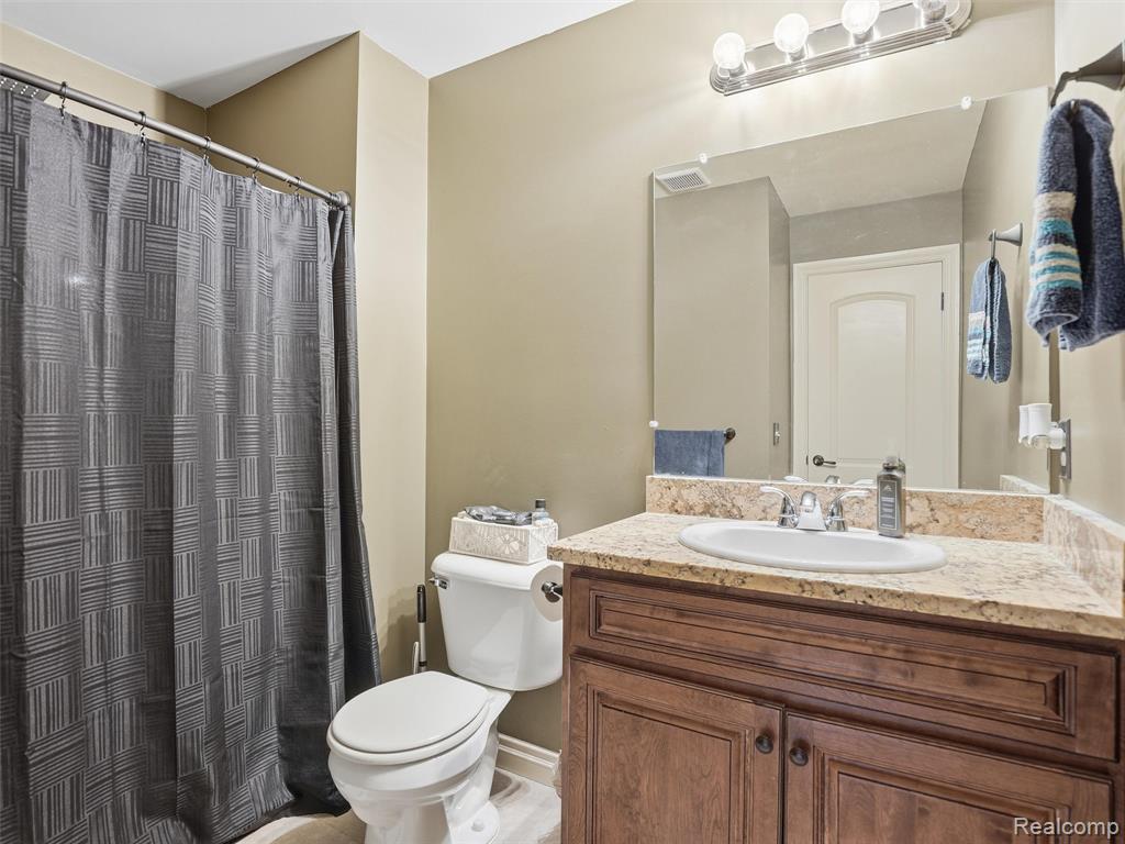 53731 Champlain Street, Macomb, MI 48042 — Photo 21
