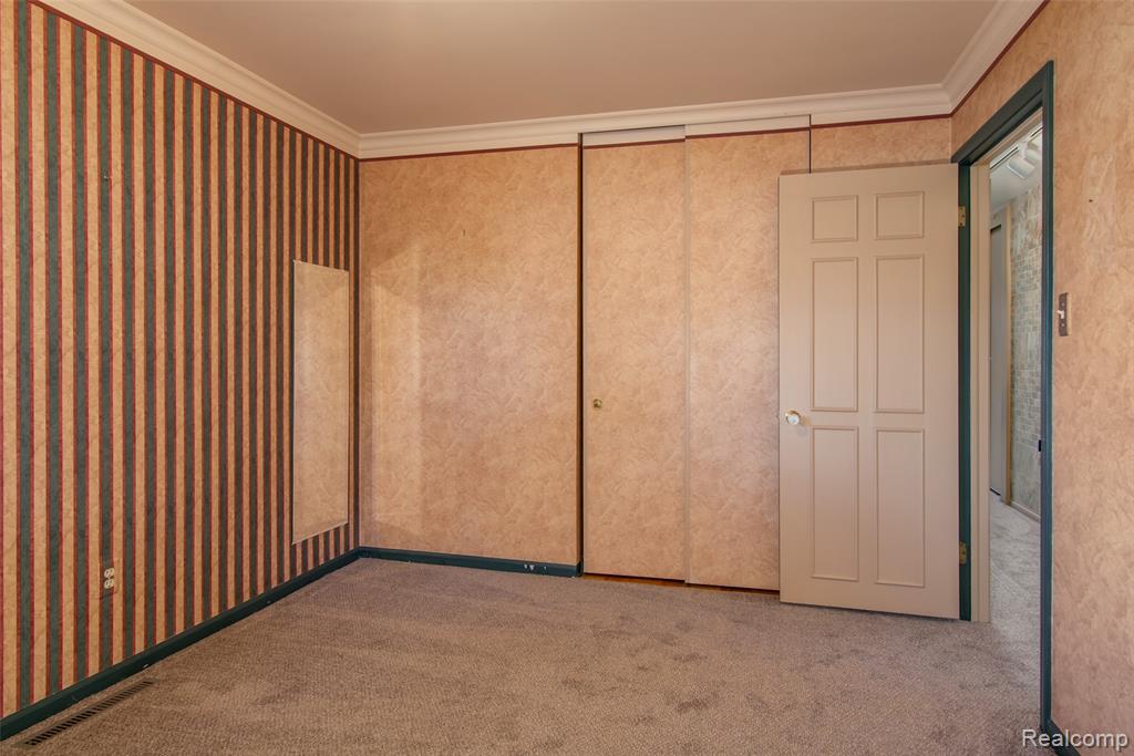 18552 Hinton Street, Riverview, MI 48193 — Photo 16