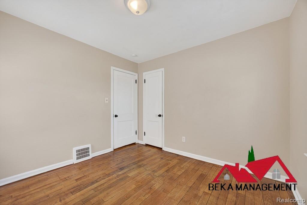 4924 Howe Road, Wayne, MI 48184 — Photo 12