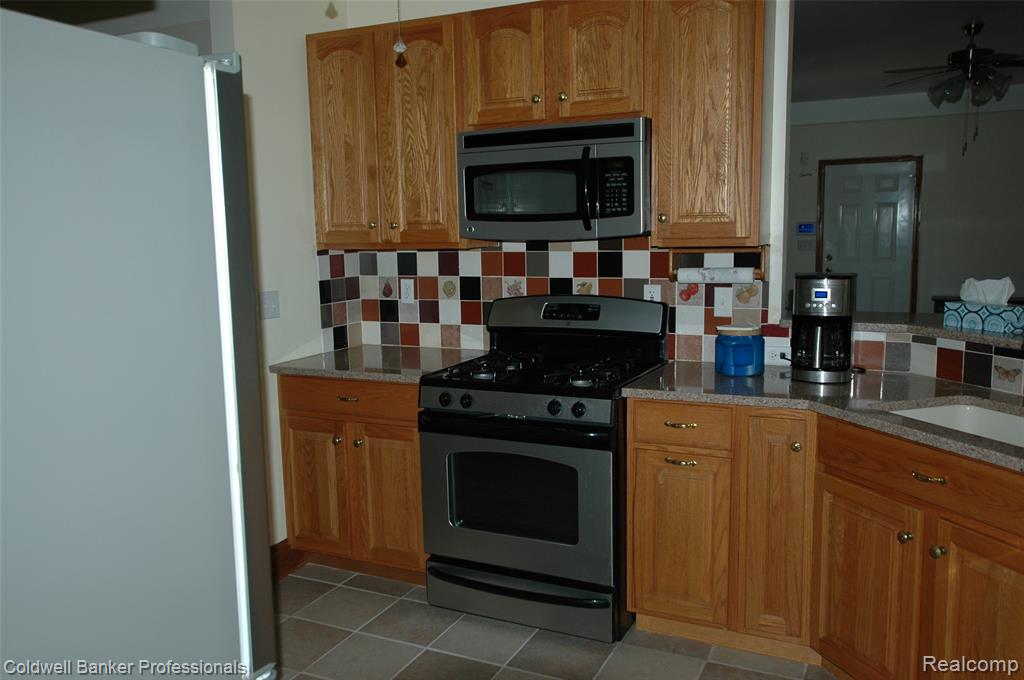 4266 River Drive NE, Gladwin, MI 48610 — Photo 25