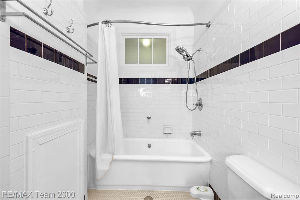2900 E Jefferson Avenue, 61-C8, Detroit, MI 48207 — Photo 20