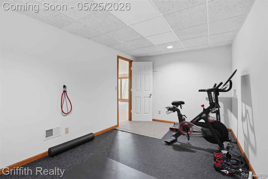 10232 Spencer Road, Brighton, MI 48114 — Photo 35