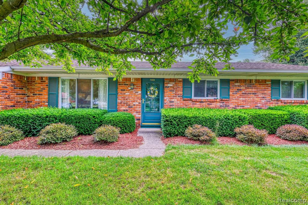 7592 VERNA Drive, Lambertville, MI 48144 — Photo 7