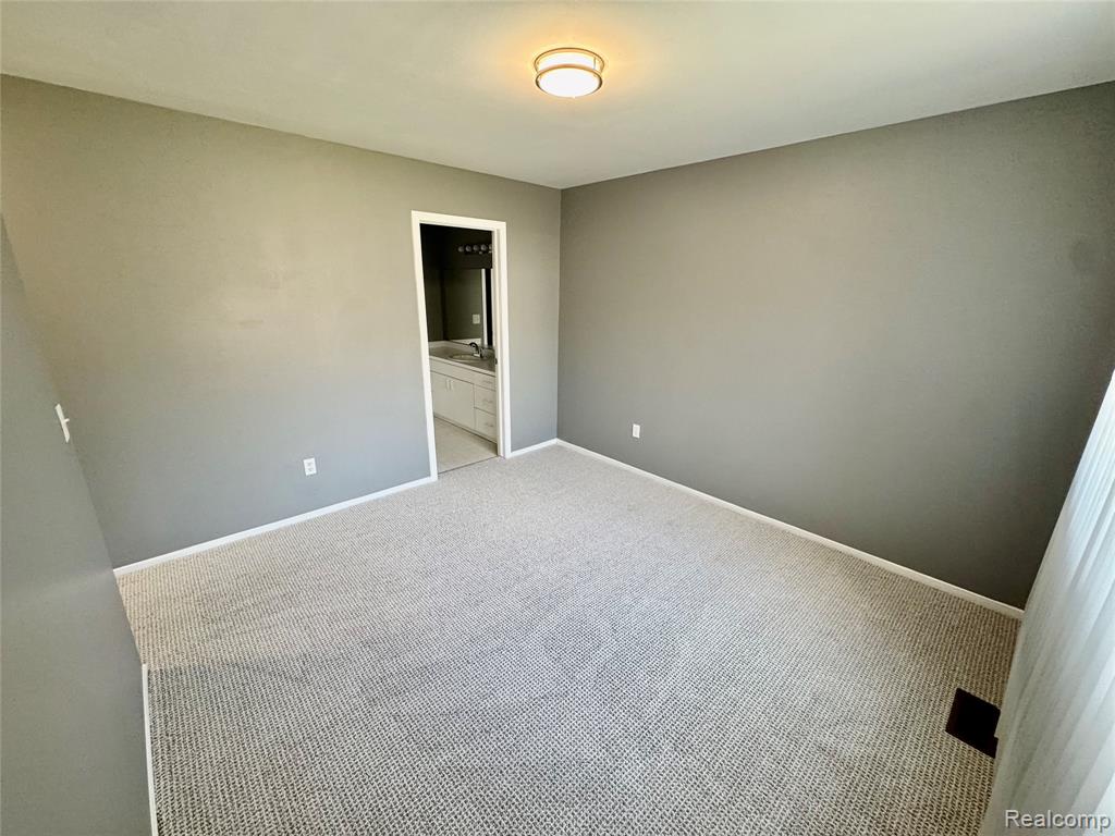 4180 Colorado Lane, West Bloomfield, MI — Photo 25