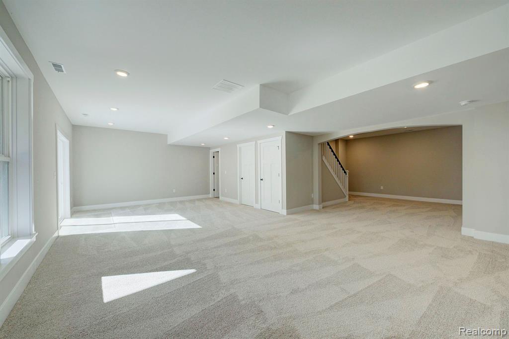614 ROUND ROCK Drive, Howell, MI 48843 — Photo 20