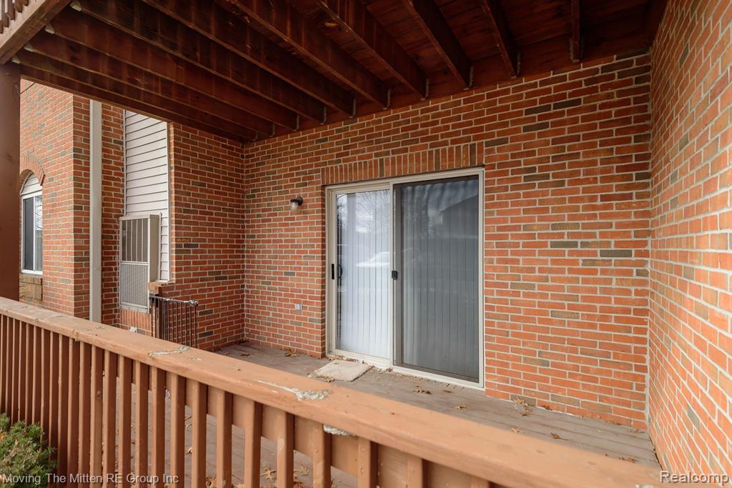45838 Prairiegrass Court, Van Buren, MI 48111 — Photo 21