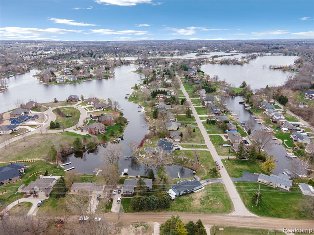 355 Sanders Road, Oxford, MI 48371 — Photo 50