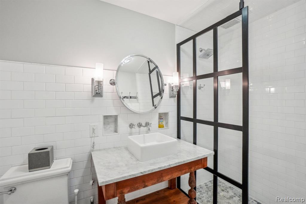 5001 GROVER Drive, Brighton, MI 48116 — Photo 19