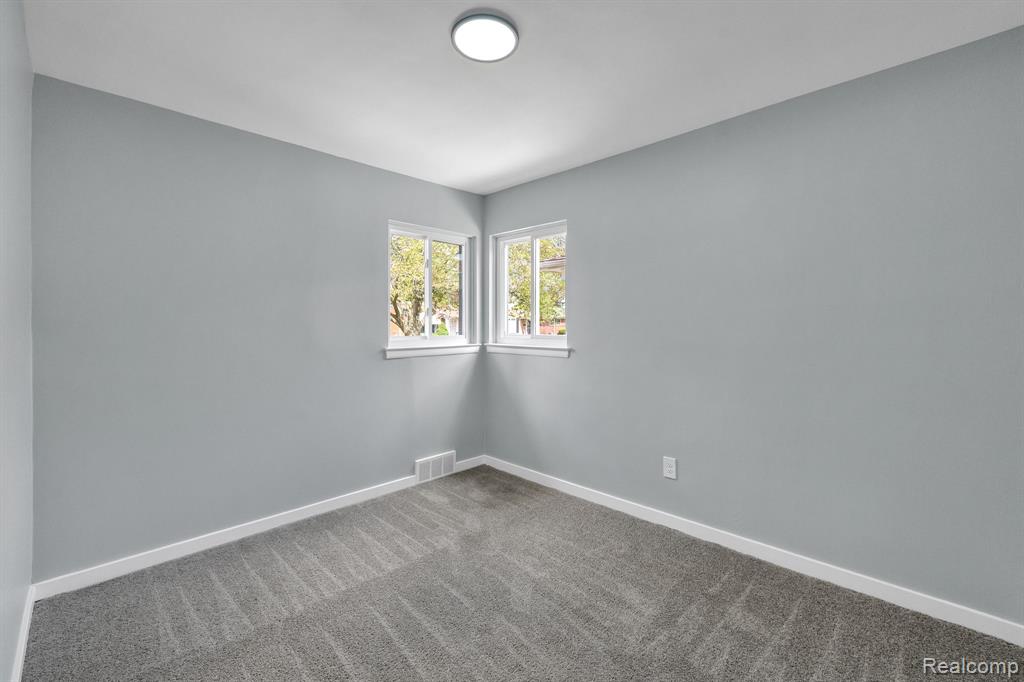 9312 Appleton, Redford, MI 48239 — Photo 13