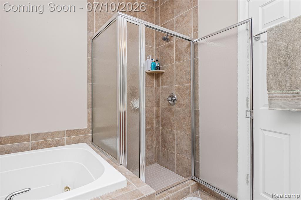 44493 Broadmoor Boulevard, Northville, MI 48168 — Photo 43