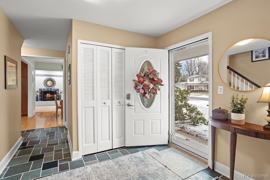 5551 NORTHCOTE, West Bloomfield, MI — Photo 9