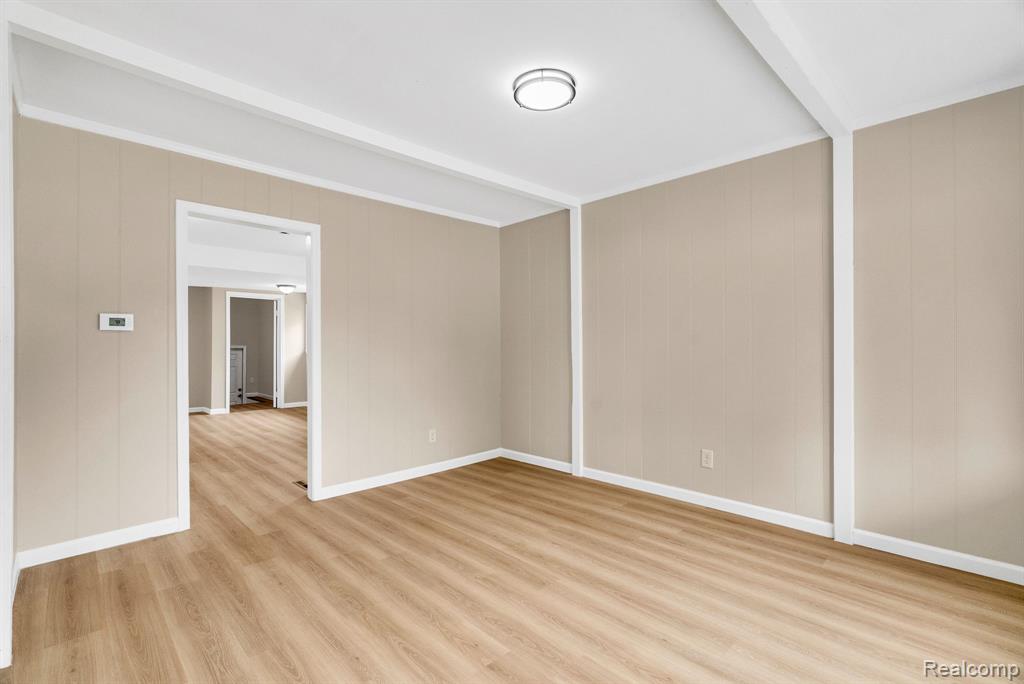8716 Jewett Avenue, Warren, MI 48089 — Photo 7