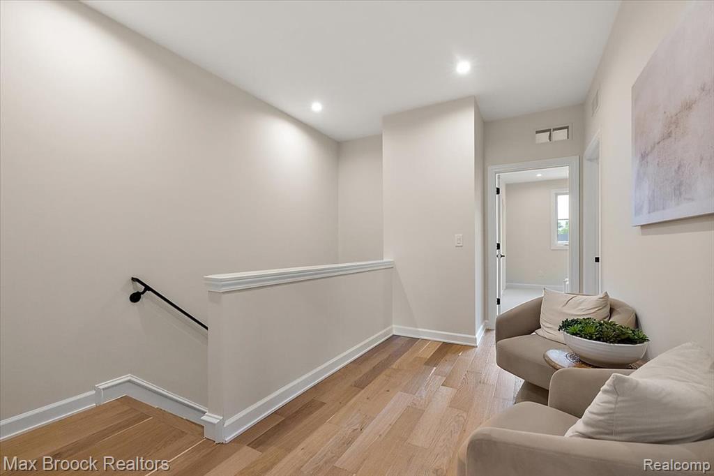 386 Notre Dame Street, Grosse Pointe, MI 48230 — Photo 18
