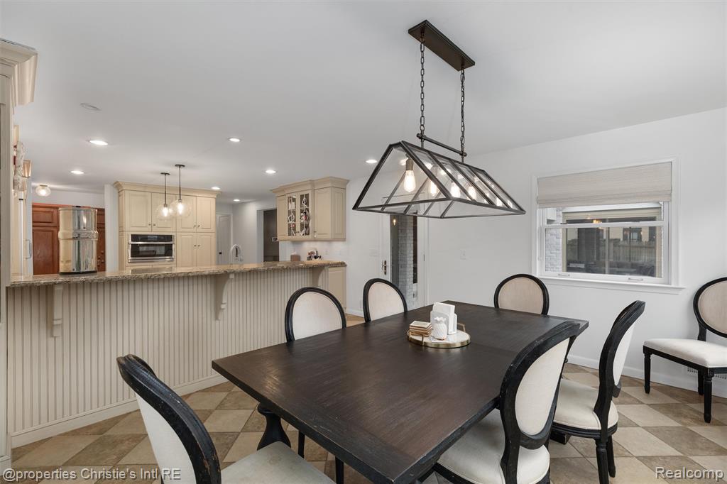 1059 Berkshire Road, Grosse Pointe Park, MI 48230 — Photo 19