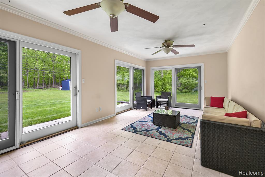 26060 Hidden Lane, Grosse Ile, MI 48138 — Photo 42